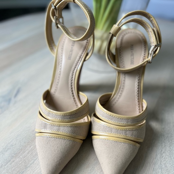 Ankle strapped stylish Heels - Picture 4 of 16